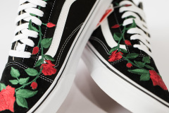 vans sk8 low with roses