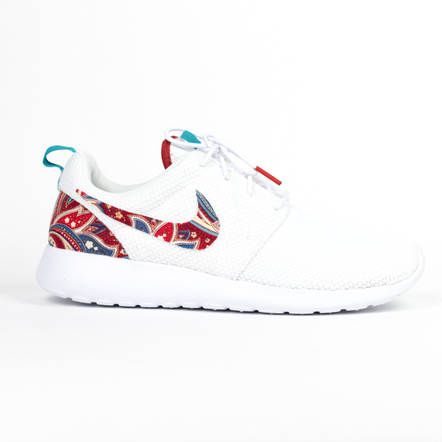 Nike Roshe One White Custom 'Paisley' Edition 