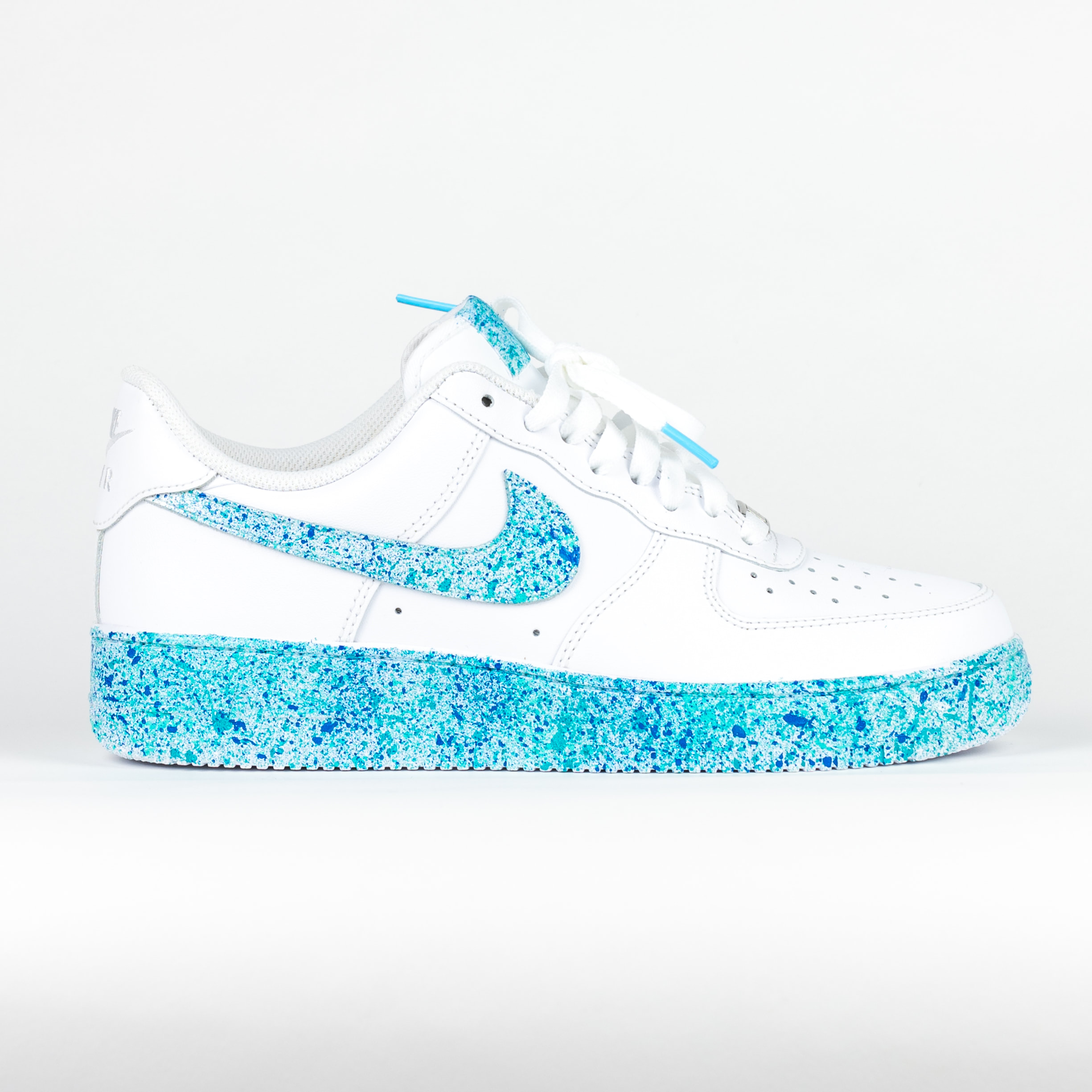 Nike Air Force 1 White Custom 'Aqua Pixels' Edition