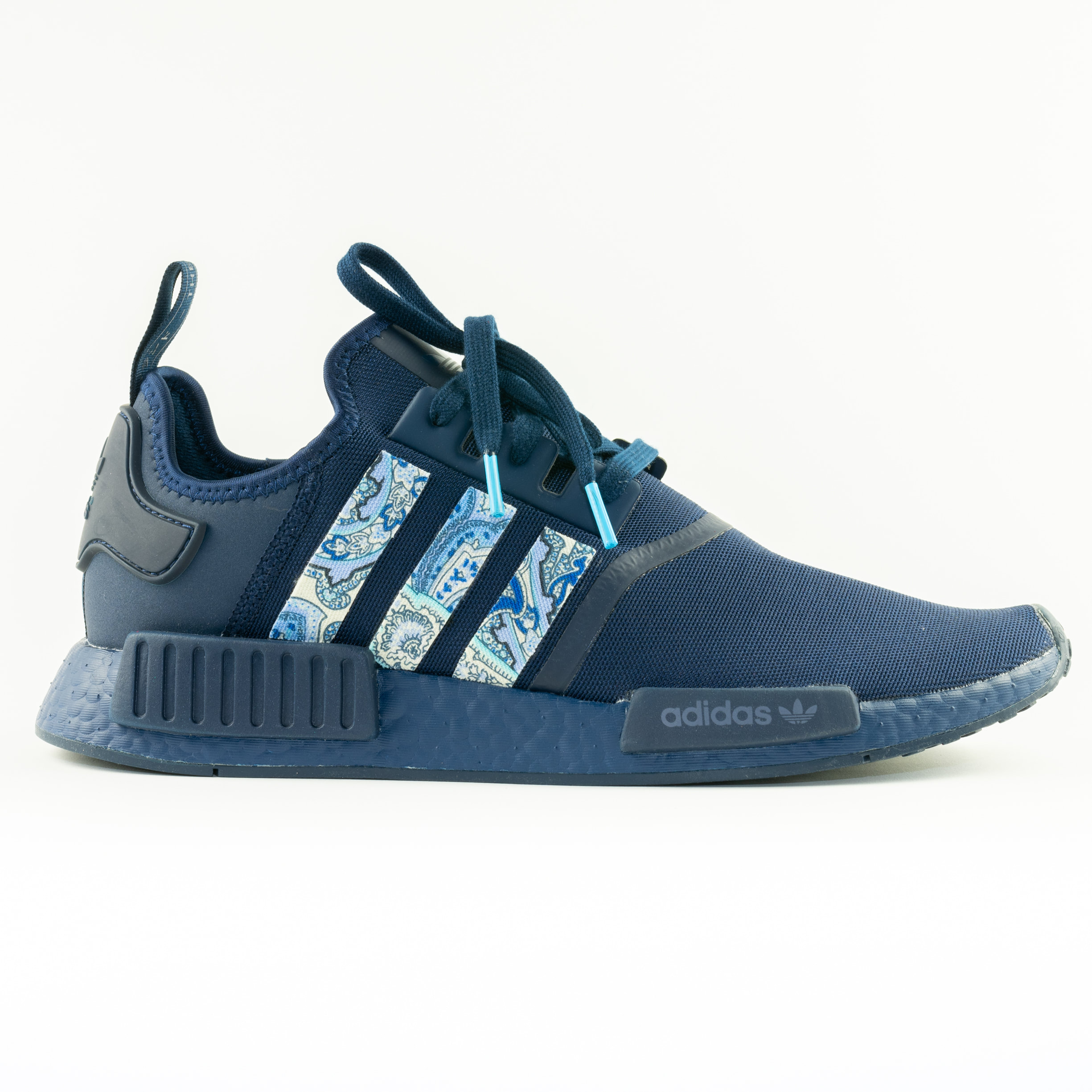 Adidas NMD R1 Neighborhood Men Casual Running Shoe Blue Paisley Sneaker  Trainer